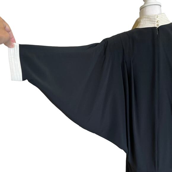 Vintage 80s Saks Fifth Avenue Batwing Dress Crepe 10 Black Ivory Shoulder Pads - Picture 10 of 15